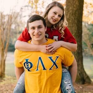 Meet your Posher, Abigail